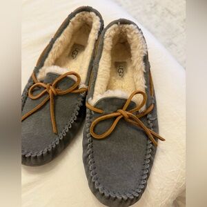 UGG Gray and Cream Sheepskin Lined Moccasins / Drivers